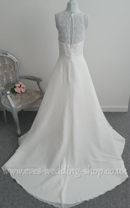 Bianco Evento ''Nala'' ivory chiffon wedding dress UK 12, EU 40