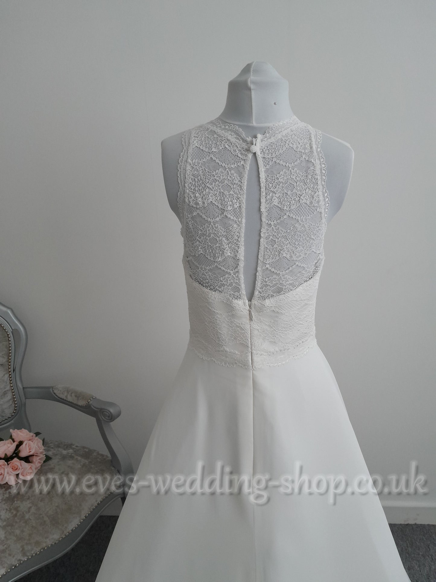 Bianco Evento ''Nala'' ivory chiffon wedding dress UK 12, EU 40