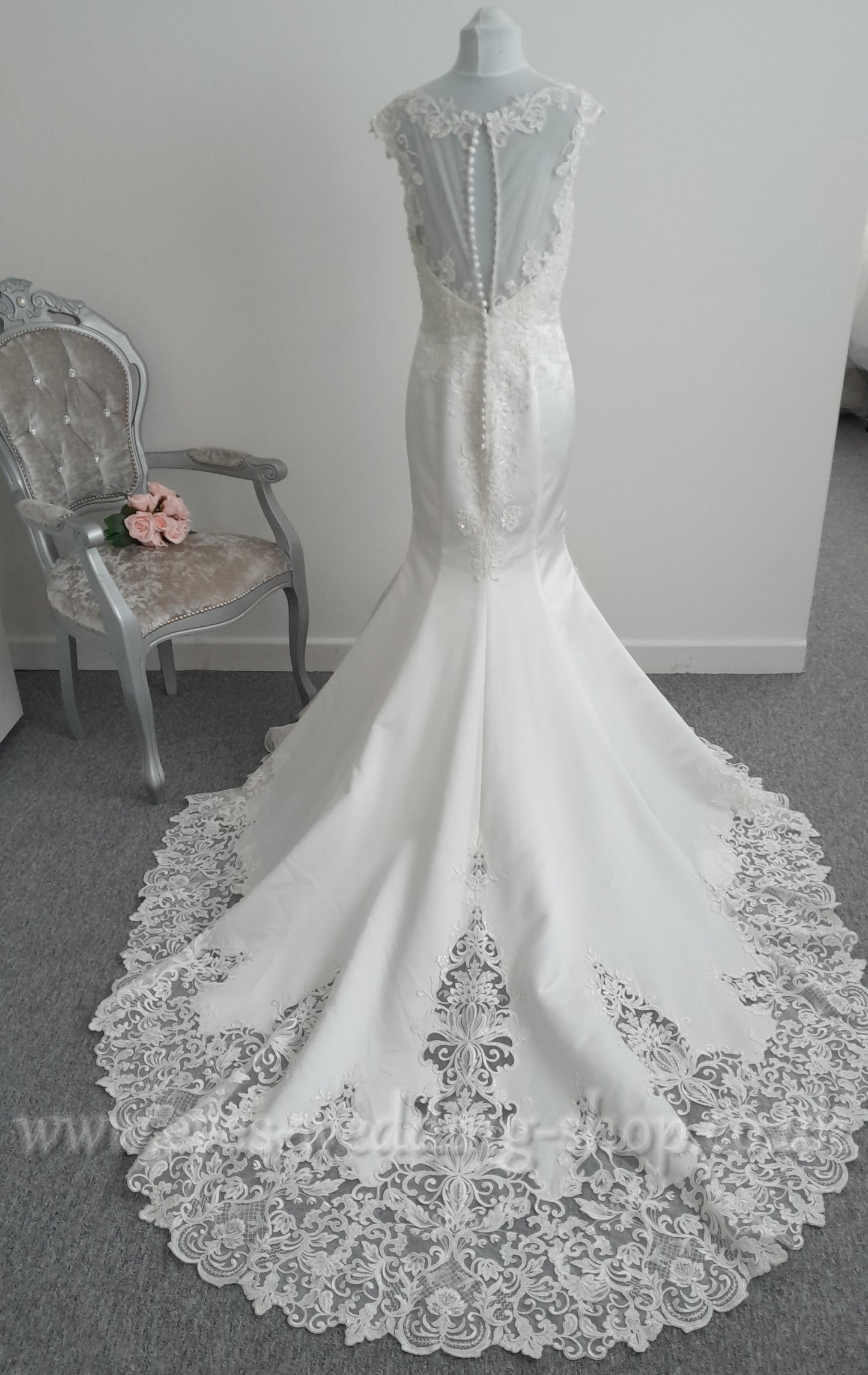 Berketex ''Riley''  ivory wedding dress with lace cut out train UK 12