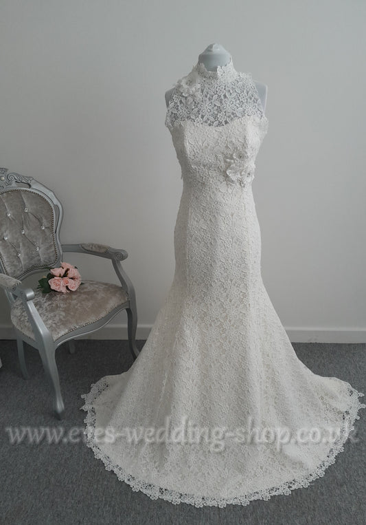 Beautiful high neck Nicola Anne crochet lace wedding dress UK 14