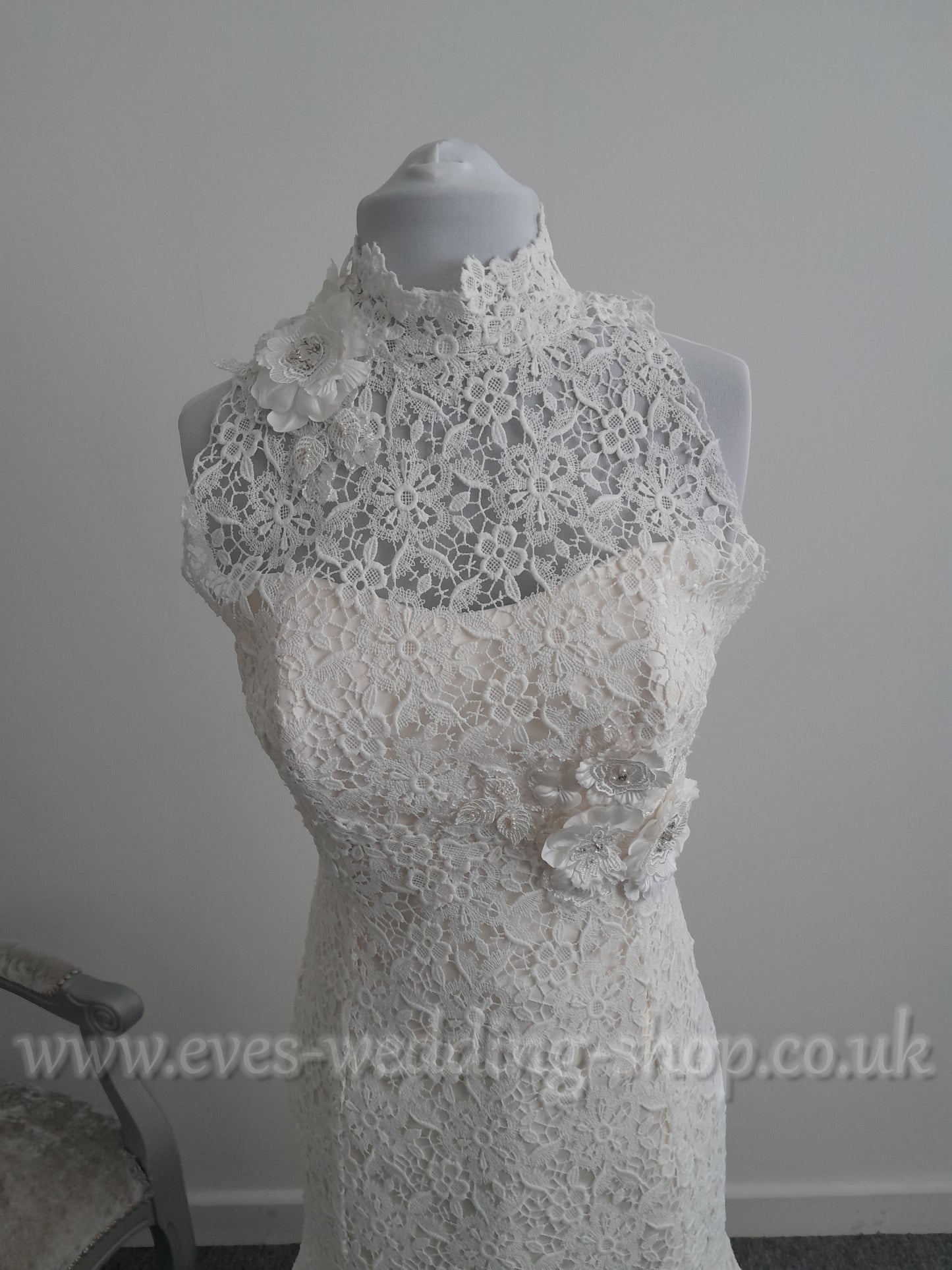 Beautiful high neck Nicola Anne crochet lace wedding dress UK 14