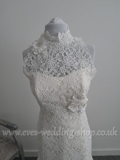 Beautiful high neck Nicola Anne crochet lace wedding dress UK 14