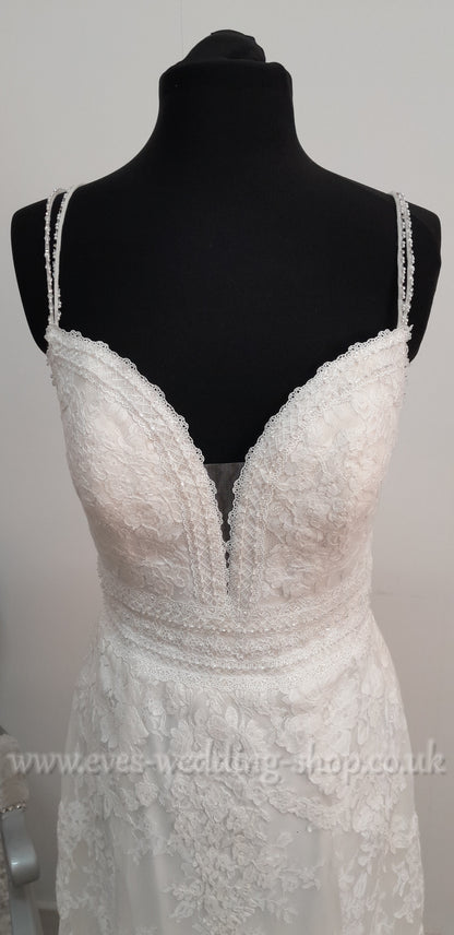 Ella Rose ivory wedding dress UK 10