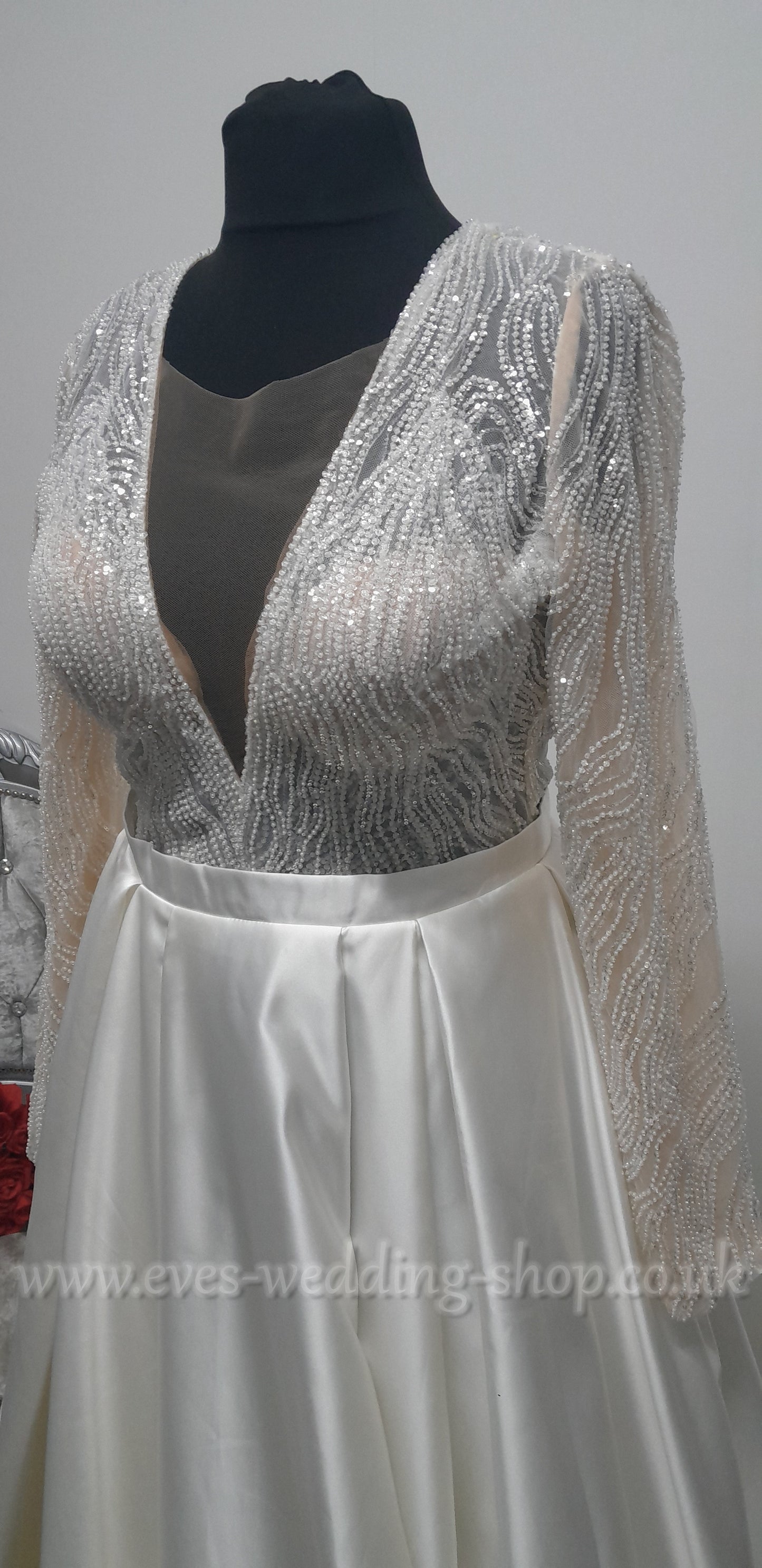Eva Lendel satin wedding dress size 46, UK 16