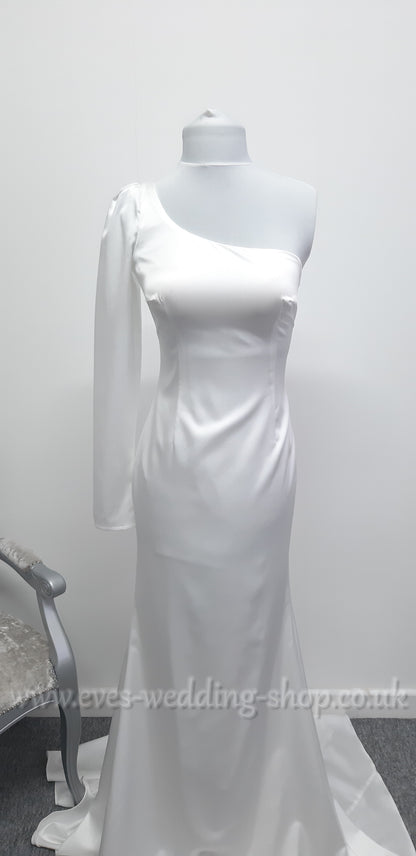 Liri bridal ivory wedding dress with one sleeve EU 40 , UK 10