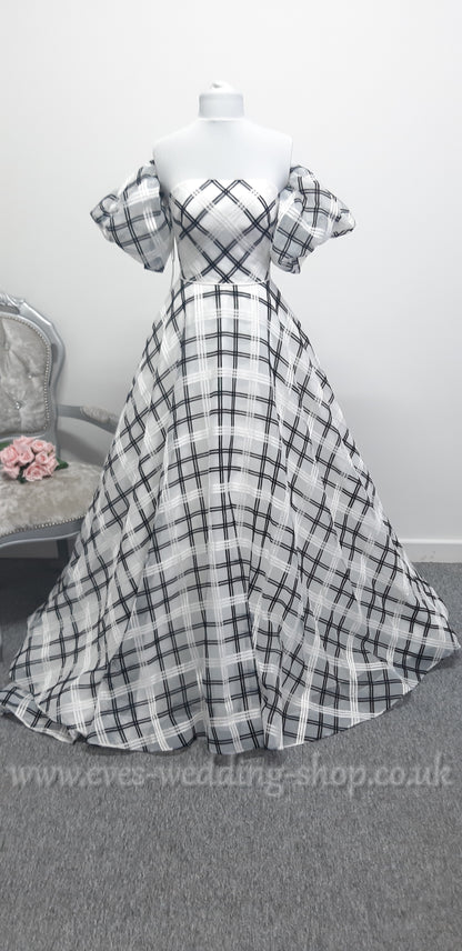 WTOO Rosalind style 11106 Caledonia plaid  wedding dress US 2, UK 4 with pockets