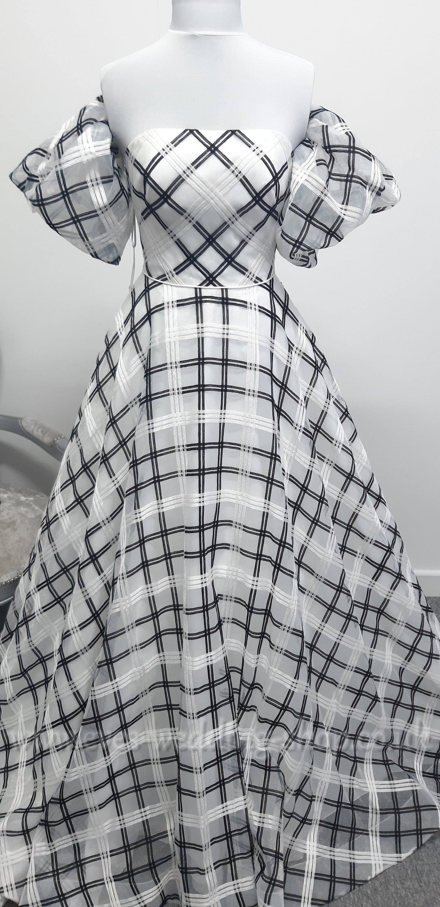 WTOO Rosalind style 11106 Caledonia plaid  wedding dress US 2, UK 4 with pockets