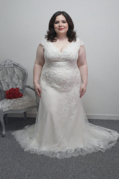 Nicole Spose ivory wedding dress approx. UK 22-24