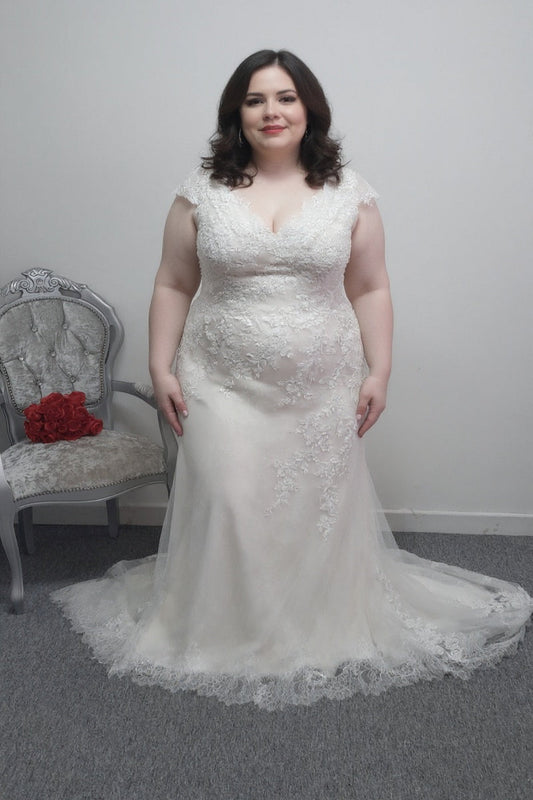 Nicole Spose ivory wedding dress approx. UK 22-24
