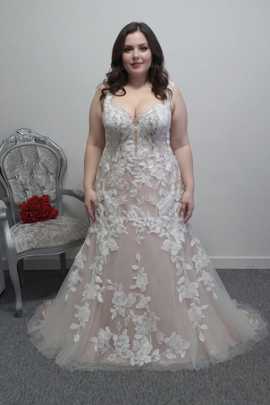 Essense of Australia ''D3709'' fit and flare wedding dress UK 26