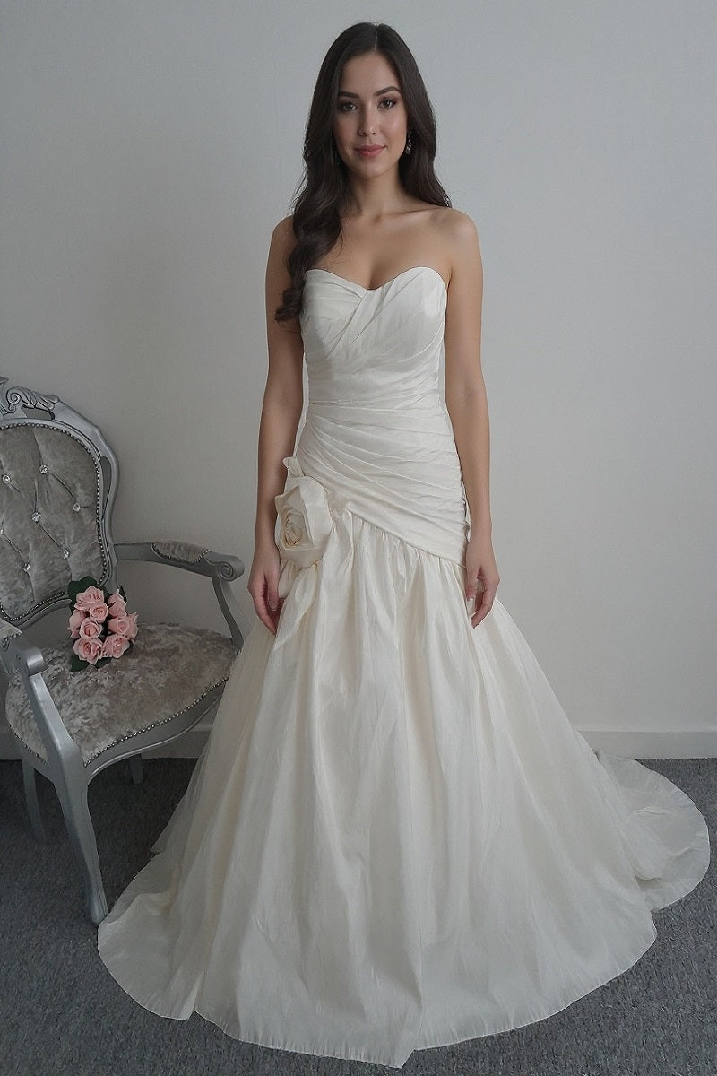Veromia ivory wedding dress UK 12