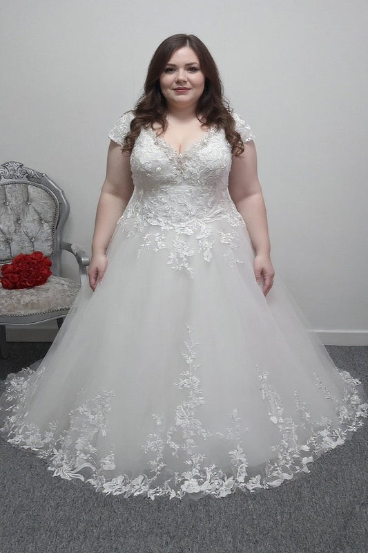 Envy by Phoenix ivory wedding dress with cap sleeves UK 24
