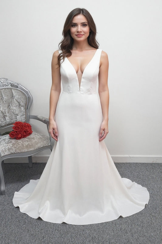 LJ Bridal ivory crepe wedding dress UK 10