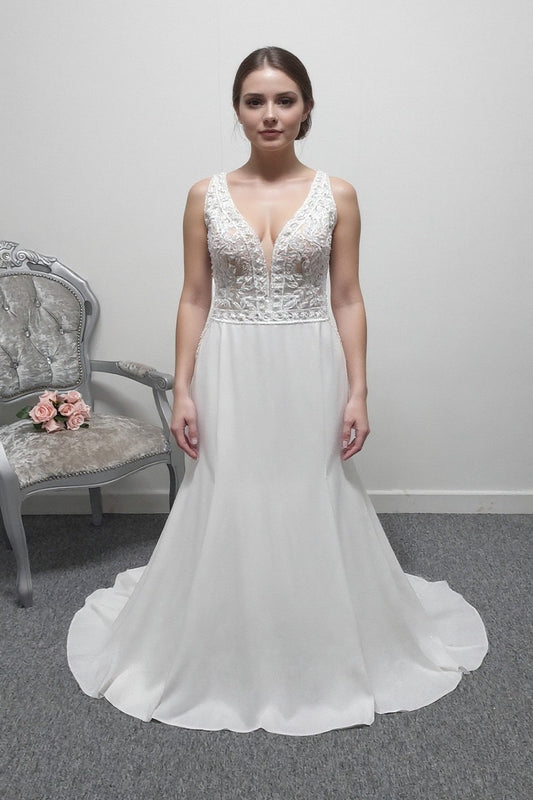 LJ ivory crepe wedding dress UK 10