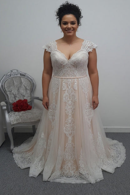 Lore White nude ivory wedding dress UK 18