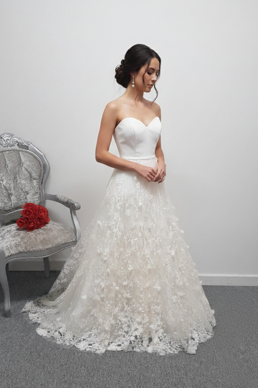 Charlotte bridal ivory / warm ivory A line floral wedding dress UK 10