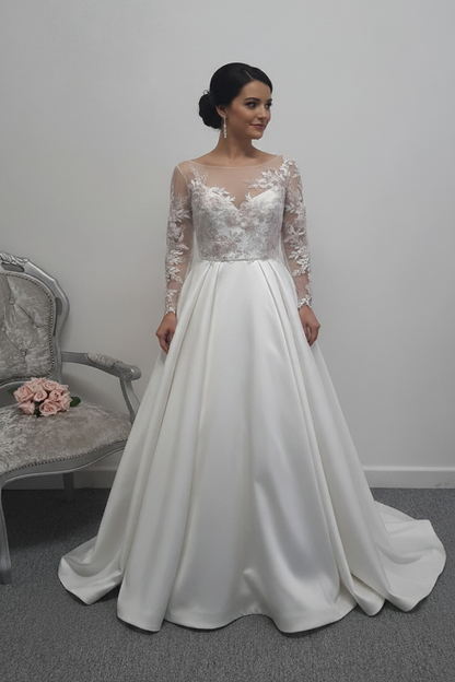 E. Ferrara ivory / floral bodice mikado satin wedding dress UK 10 with sleeves