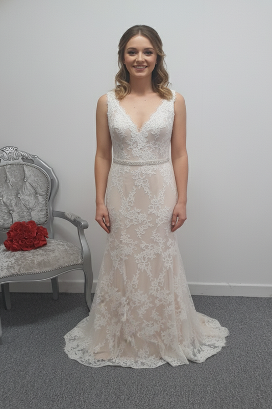 Destination Romance DR247 wedding dress UK 10