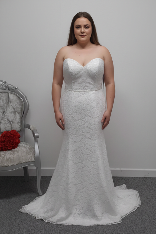 Veromia simple ivory lace wedding dress UK 16