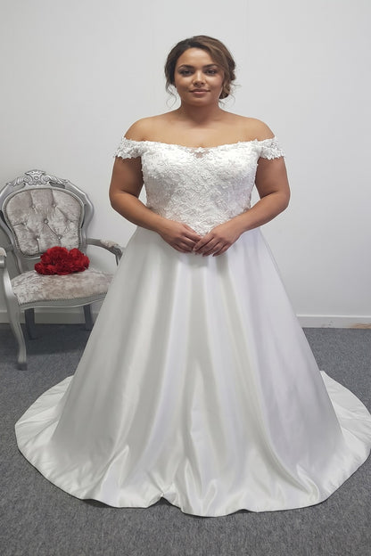 Envy by Phoenix gowns wedding dress UK 24