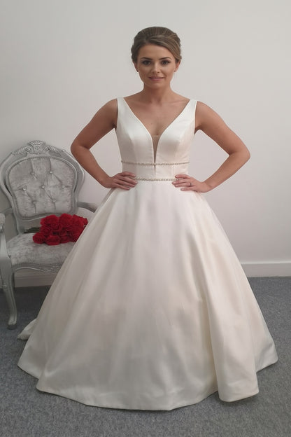 Enzoani mikado satin wedding dress UK 12