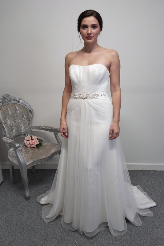 Alfred Angelo ivory wedding dress UK 16