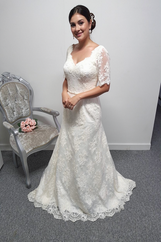 White Rose Graceful WP387 lace warm ivory wedding dress UK 18