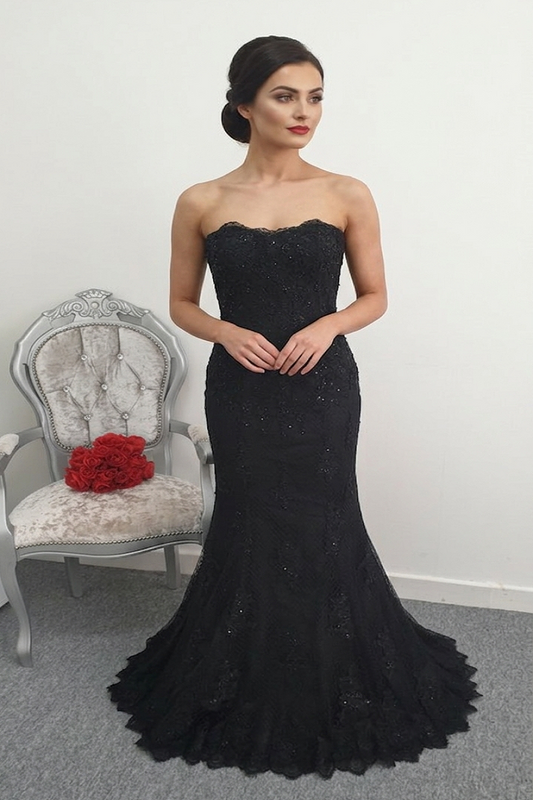 Ian Stuart black wedding dress US 8 or 10 with jacket