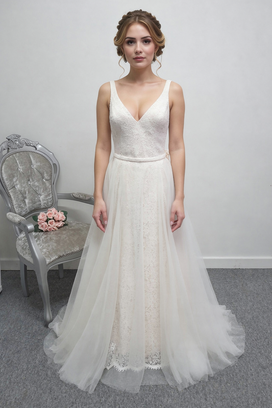 Enzoani  BT18-22 V-Neck fitted ivory/nude wedding dress with overskirt UK 14