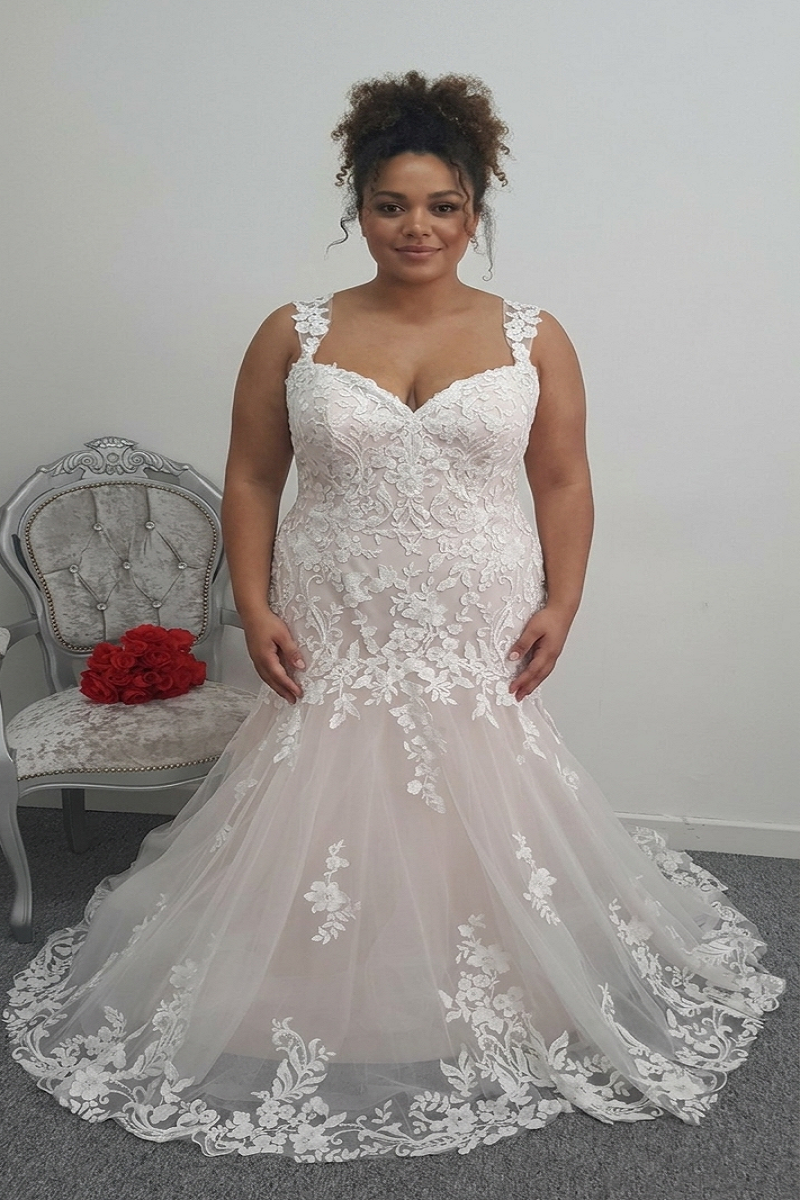 Almond ivory wedding dress with off shoulder straps UK 22