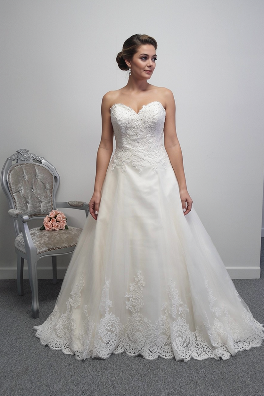 Art Couture AC510 ivory wedding dress UK 16