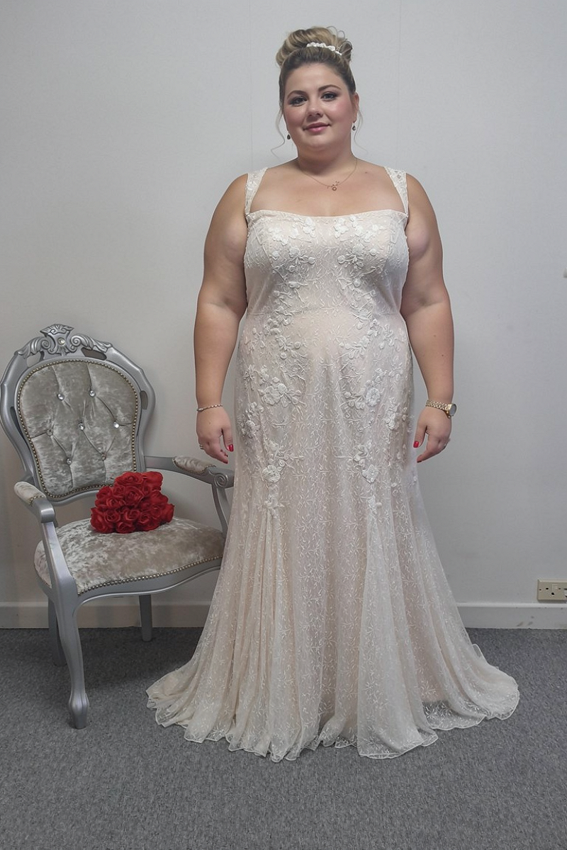 Melissa Sweet ivory champagne wedding dress US 24, UK 26