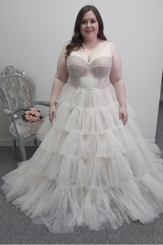 Blamo Biamo ''Liam''  ivory /almond wedding dress UK 20
