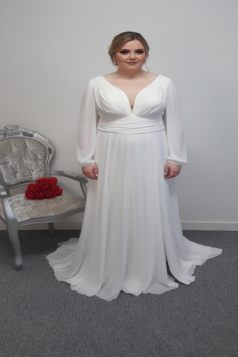 Monica Loretti ivory wedding dress with slit EU 54, UK 26
