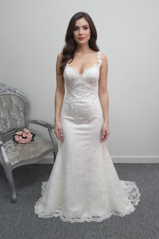 Amanda Wyatt fit and flare ivory lace wedding dress UK 12