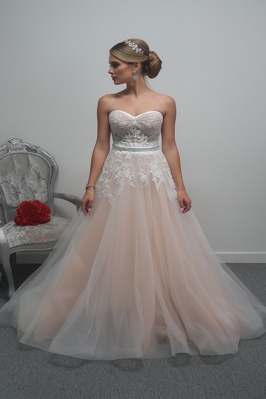 Tina Valerdi powder rose colour wedding dress EU42, UK 14