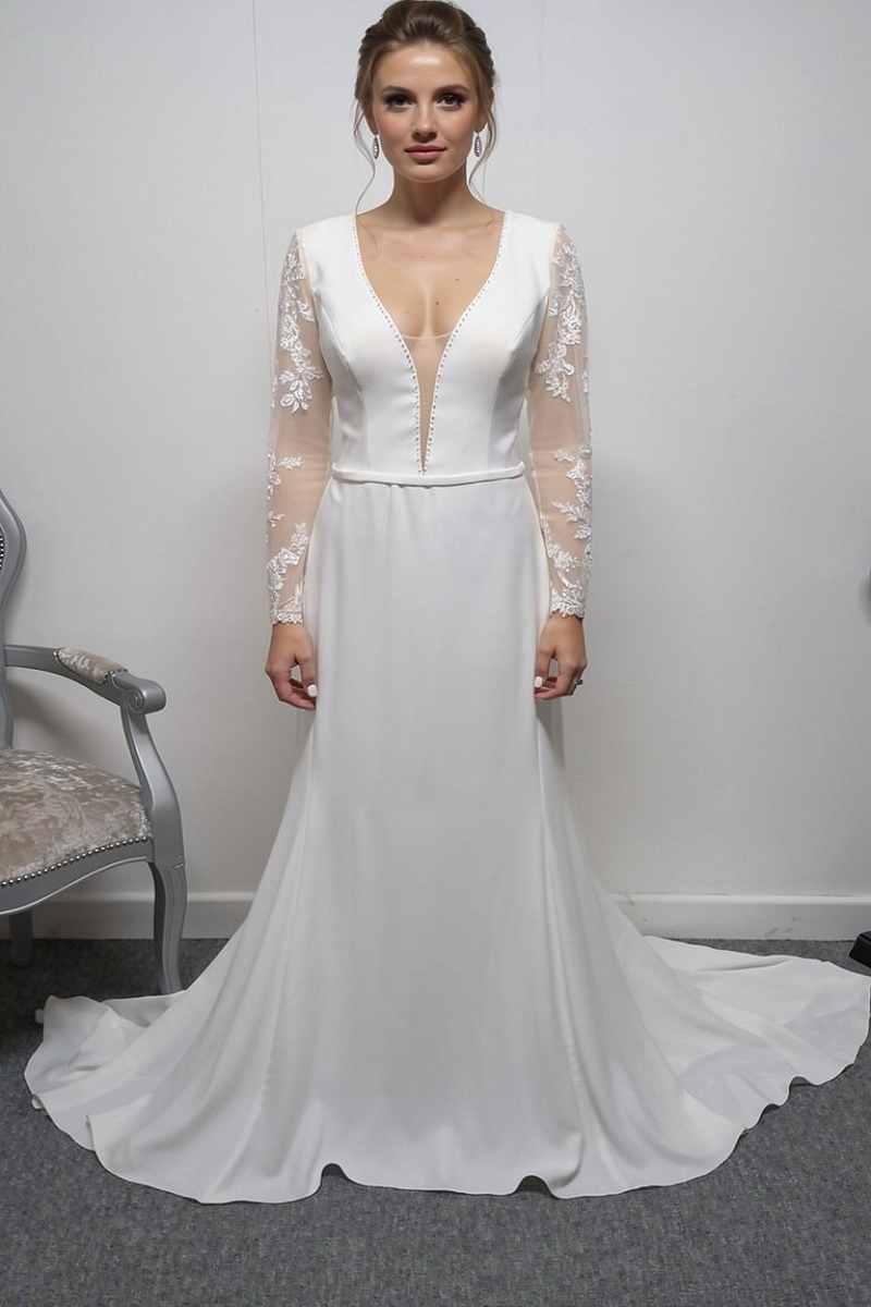 LJ ivory crepe wedding dress with long sleeves UK 10