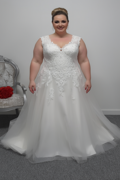 Romantica V neck ivory wedding dress UK 28