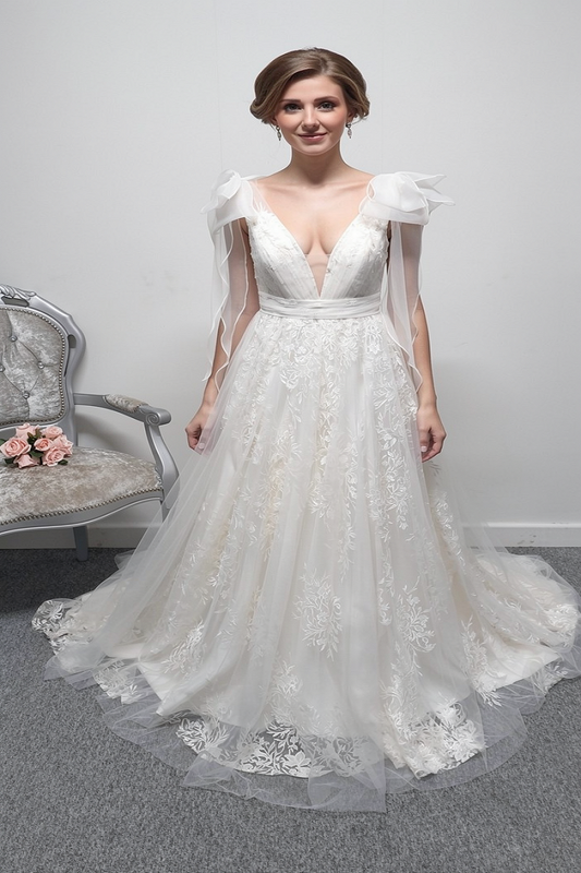Charlotte Bridal ivory wedding dress UK 10