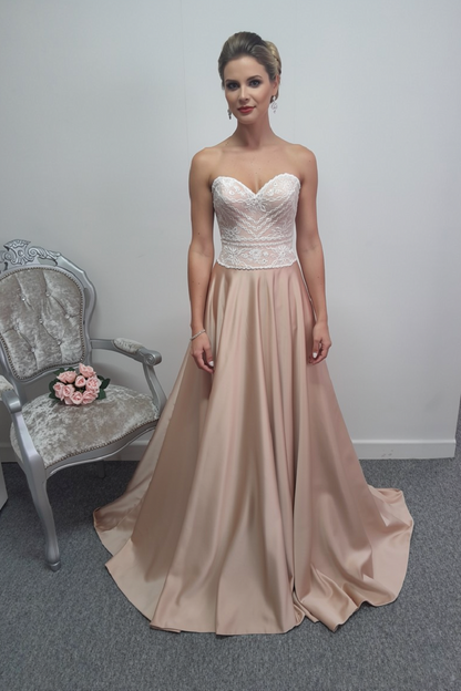 Amanda Wyatt ''Renatta'' mocha ivory A-line wedding dress UK 8