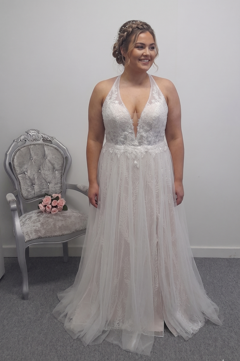 DB Studio ivory stone colour wedding dress US 16, UK 18