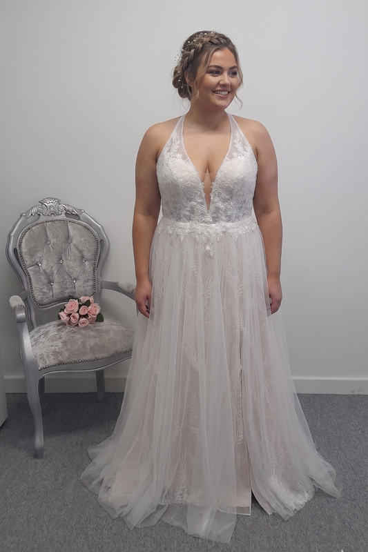 DB Studio ivory stone colour wedding dress US 16, UK 18