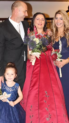Tracy with family ♡