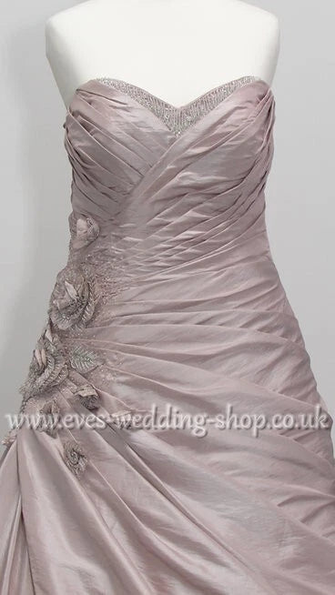 Veromia Sonsie rum pink wedding dress style VR61008 UK size 12