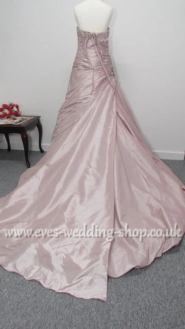 Veromia Sonsie rum pink wedding dress style VR61008 UK size 12